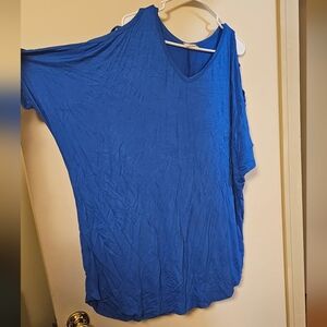 3x Cold Shoulder Blue Shirtb